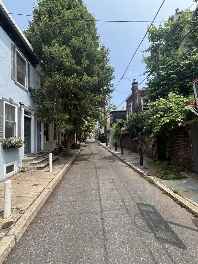 Primary Photo - 766 S Harshaw St