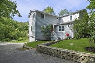 Building Photo - 8 Risley Rd