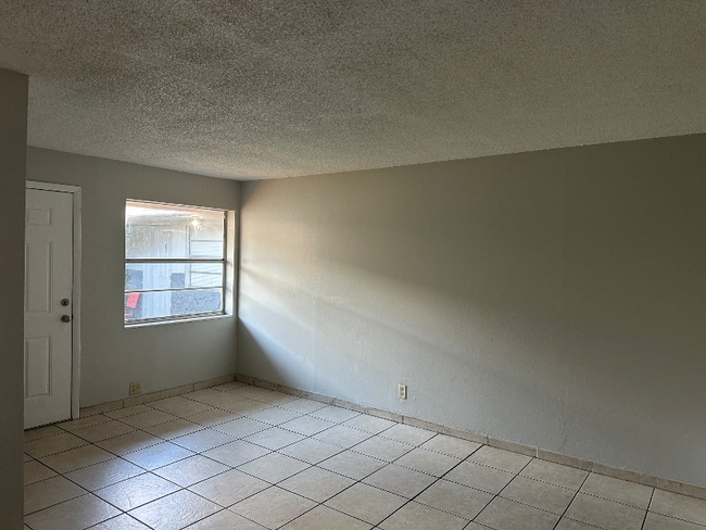 Building Photo - 6151 Eaton St