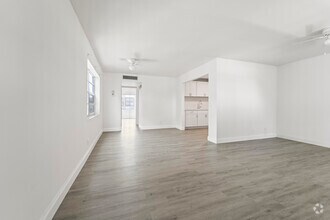 Building Photo - 938 Normandy Trail