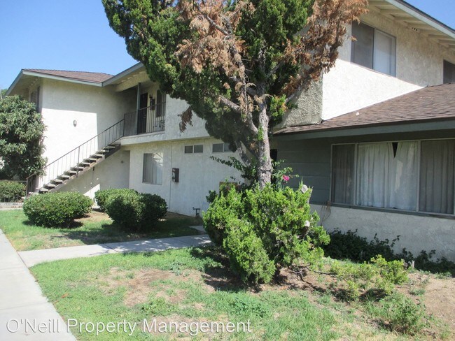 Building Photo - 3210 Del Rosa Ave