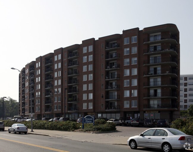 Foto del edificio - Ocean Place