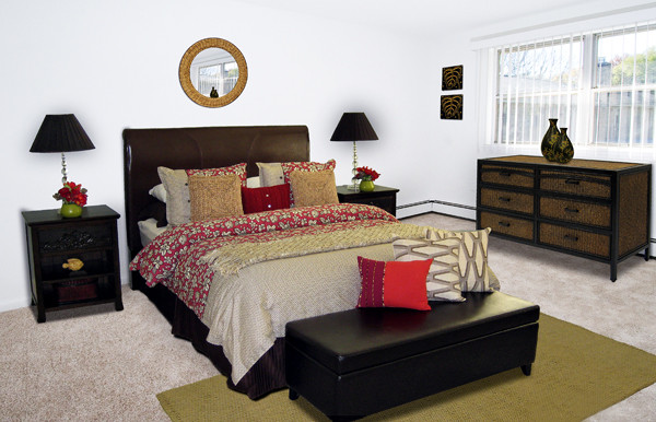 Bedroom - Spruce Meadows Apartments