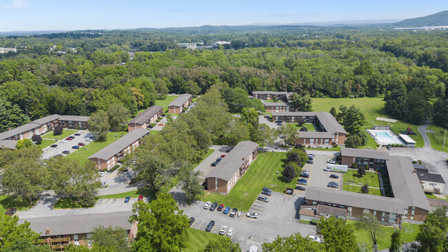 Foto del edificio - Mountainview Garden Apartments