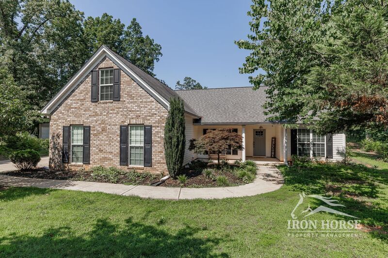 Foto principal - 501 Spratlin Dr