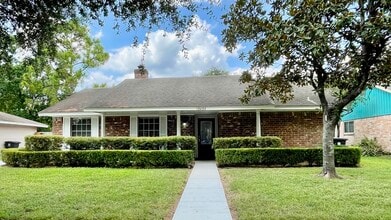 Building Photo - 12622 Westleigh Dr