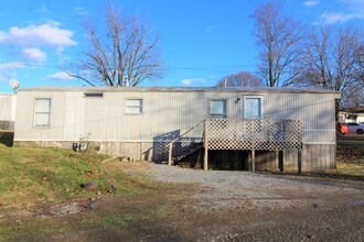 Building Photo - 1348 Cain St
