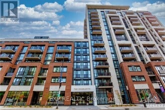 Building Photo - 560 Rideau St