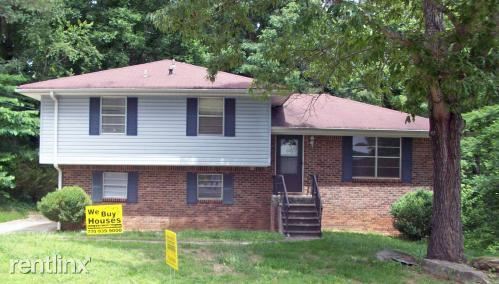 Primary Photo - 4400 Rustic Wood Dr