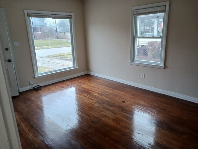 Building Photo - RARE VACANCY - CUYAHOGA FALLS.  A NICE 3 B...