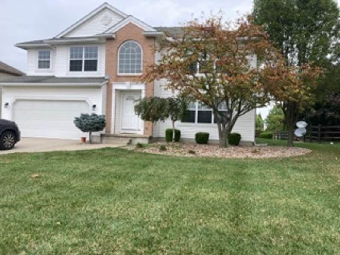 Primary Photo - Beautiful 4-bedroom Home in Perrysburg for...
