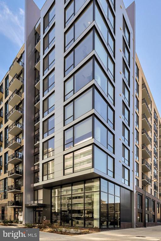 Building Photo - 37 L St SE