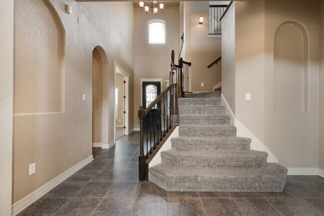 Building Photo - 4 br, 3 bath House - 14722 Rifleman Rd