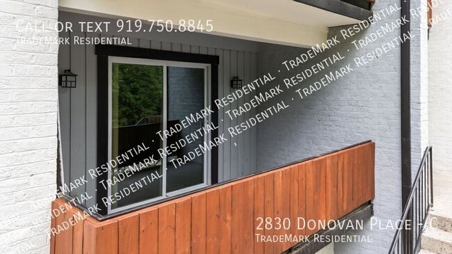 Foto del edificio - 2830 Donovan Pl