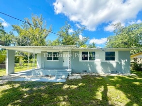 Building Photo - 1120 Skye Dr E