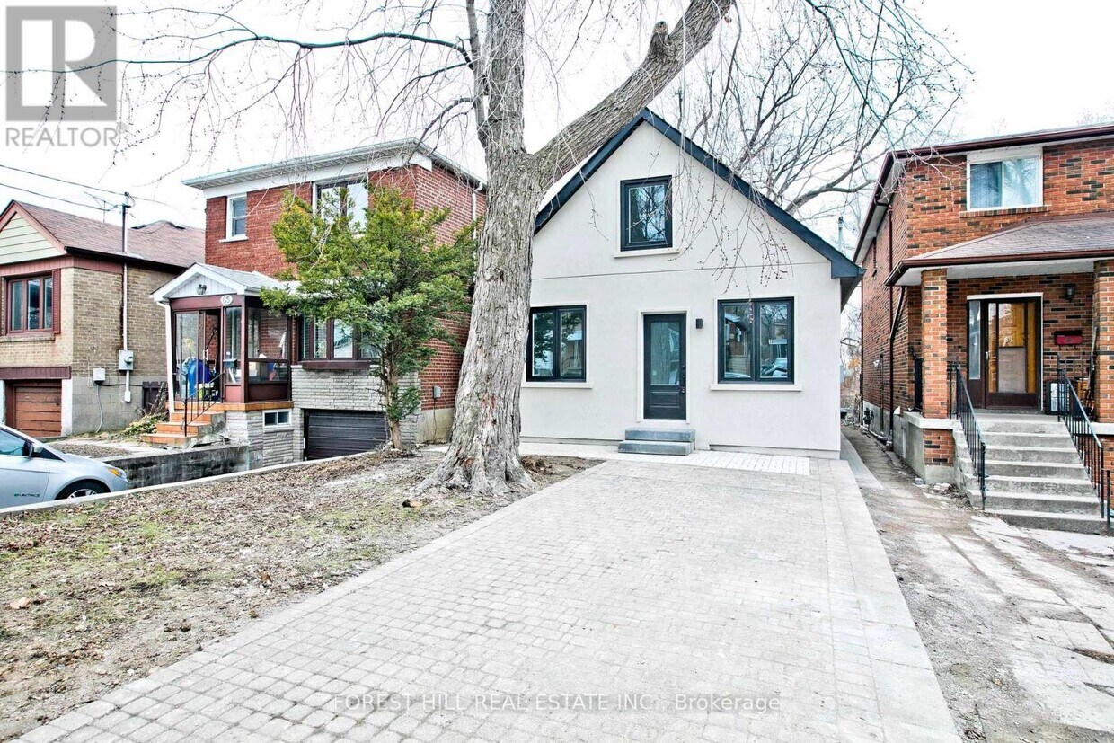 Primary Photo - 63 Pinegrove Ave