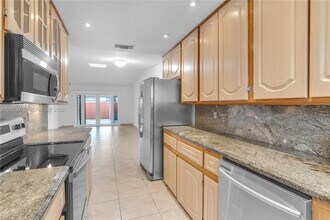 Building Photo - 5655 SW 139th Pl