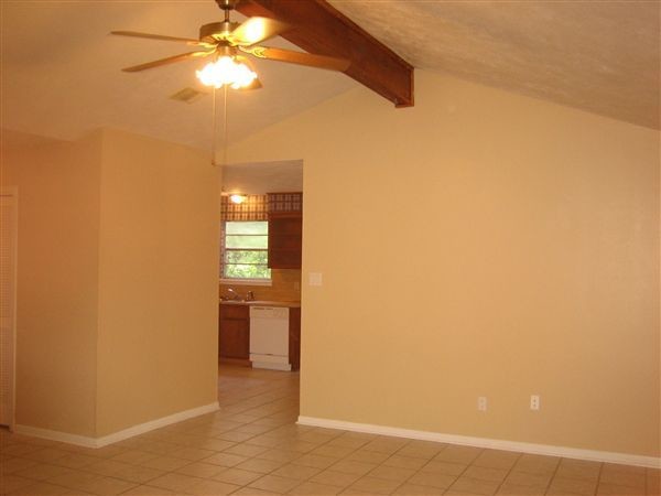 Building Photo - 1204 S Dexter Dr