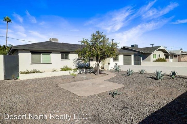 Building Photo - 4 br, 3 bath House - 5320 E. Thomas Rd