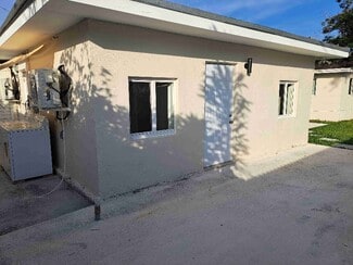 Building Photo - 21900 Cutler Bay