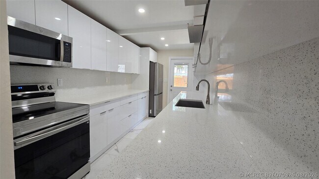 Foto del edificio - 2421 N 40th Ave