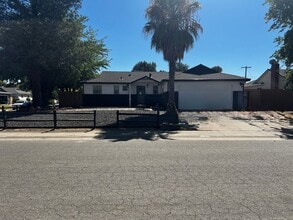 Building Photo - 8935 Rosetta Cir