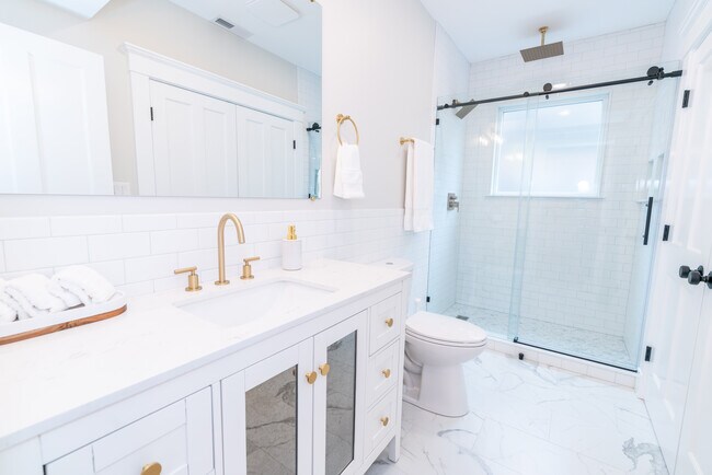 Building Photo - 31 Sheldon Ter