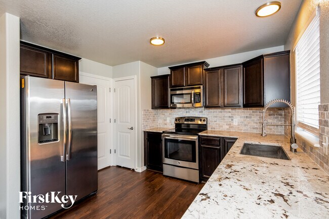 Foto del edificio - 11204 Eagle Creek Cir