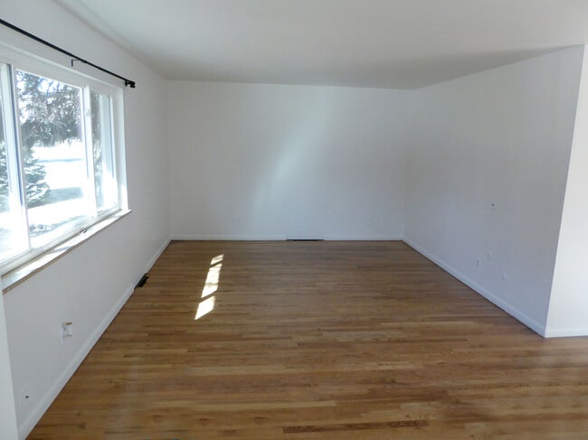 Foto del edificio - 2404 Purdue Rd