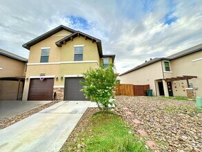Building Photo - 5418 Montevista Dr
