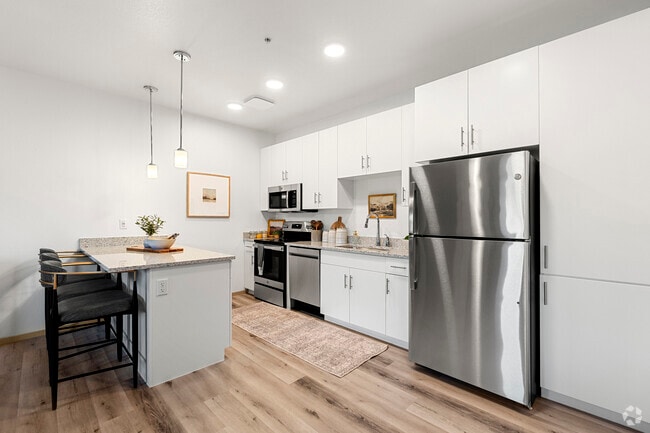 Sabino (1x1 764 sq ft) - Olympus at Arroyo Verde
