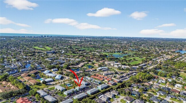 Building Photo - 144 Cypress Way E