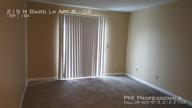 Foto del edificio - 215 N Baird Ln