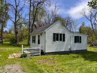Building Photo - 1542 Wilson Rd