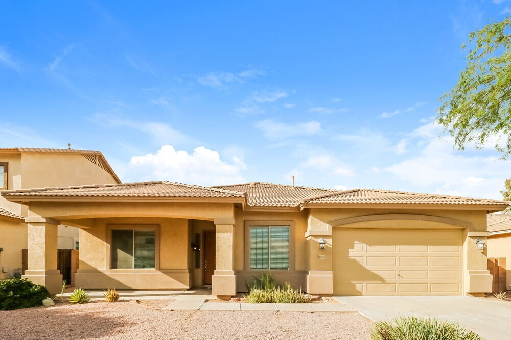 Foto principal - 13734 W Montebello Ave