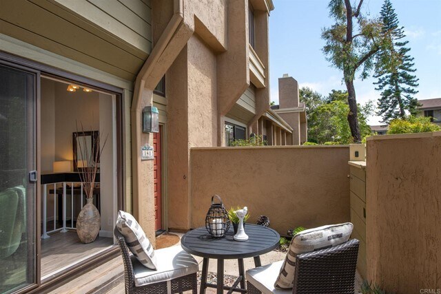 Building Photo - 3330 Caminito Eastbluff