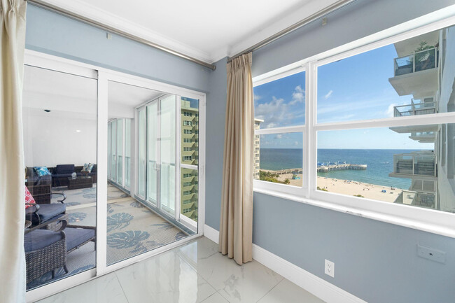 Foto del edificio - 111 N Pompano Beach Blvd