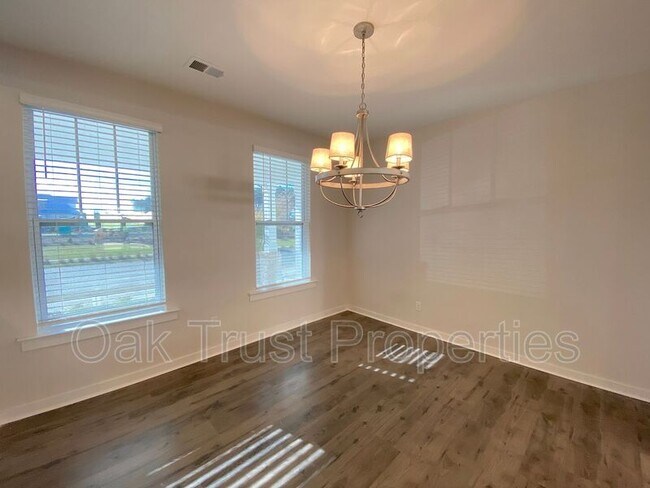 Foto del edificio - 125 Summer Tanager Dr