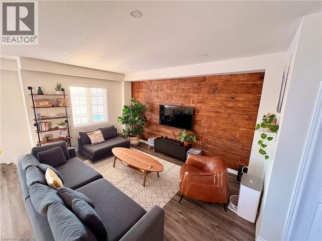 Building Photo - 120 Cole St