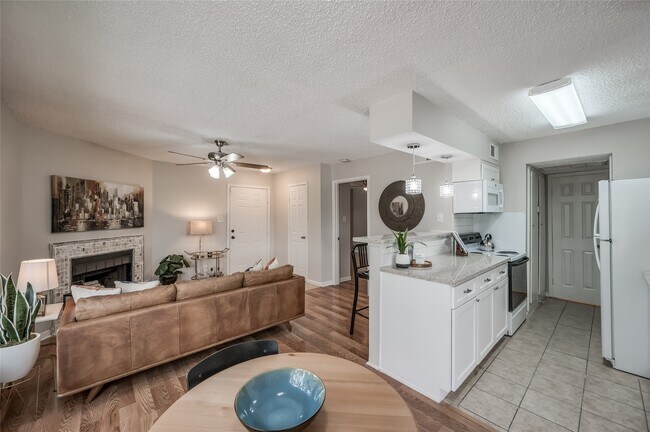 Foto del edificio - 12660 Ashford Point Dr