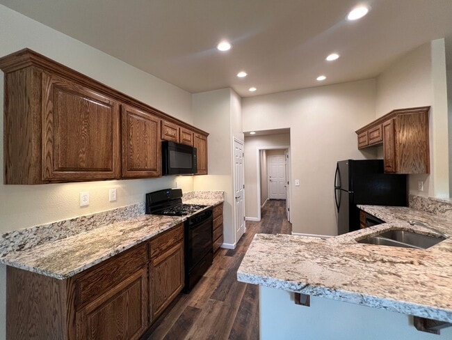 Foto del edificio - 4-bedroom home in Fallon