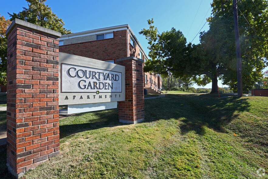Courtyard Garden Apartments Rentals Saint Louis, MO