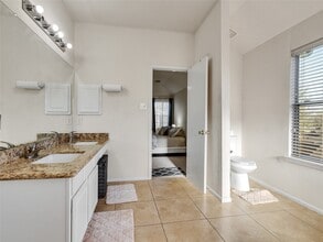 Building Photo - 5514 Gatesprings Ln