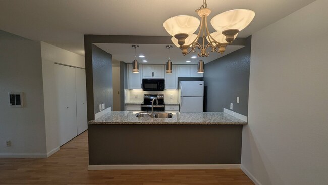 Building Photo - 39993 Fremont Blvd