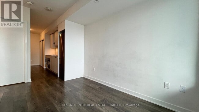 Photo du bâtiment - 99 Broadway Ave