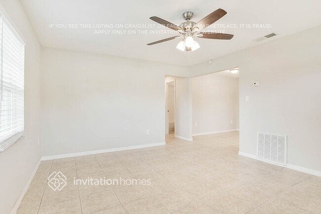 Building Photo - 6146 Balboa Dr