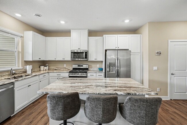 Building Photo - 13860 Kaylemore Trl