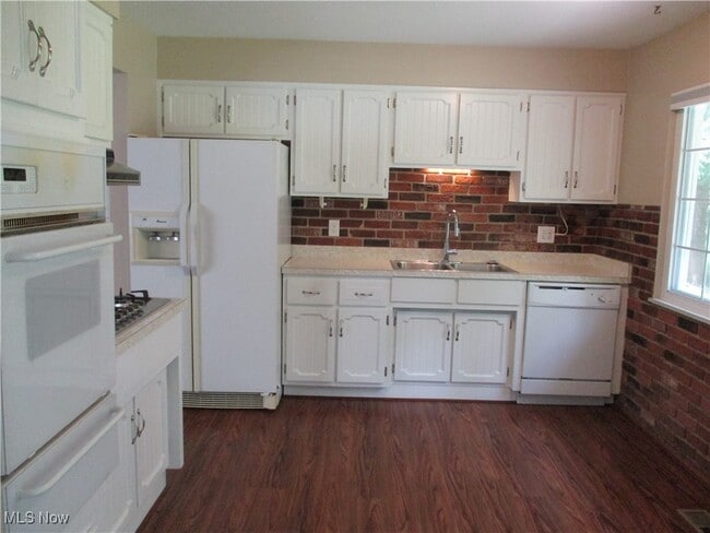 Building Photo - 6566 Glenallen Ave