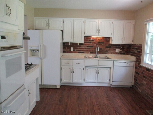 Foto del edificio - 6566 Glenallen Ave