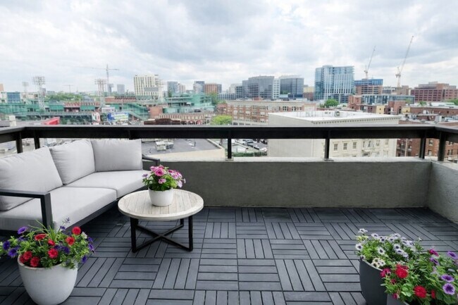 Foto del edificio - 418 Commonwealth Ave